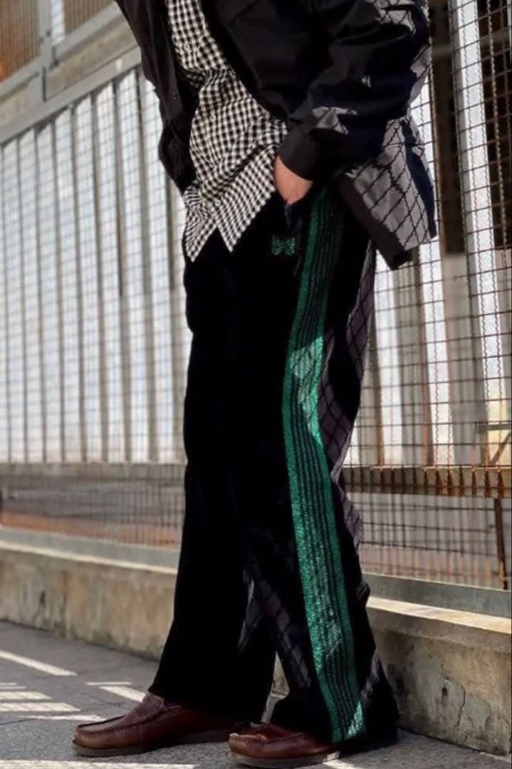 needles ストレートS ブラック×グリーンラメ　黒　ベロア　ニードルズ