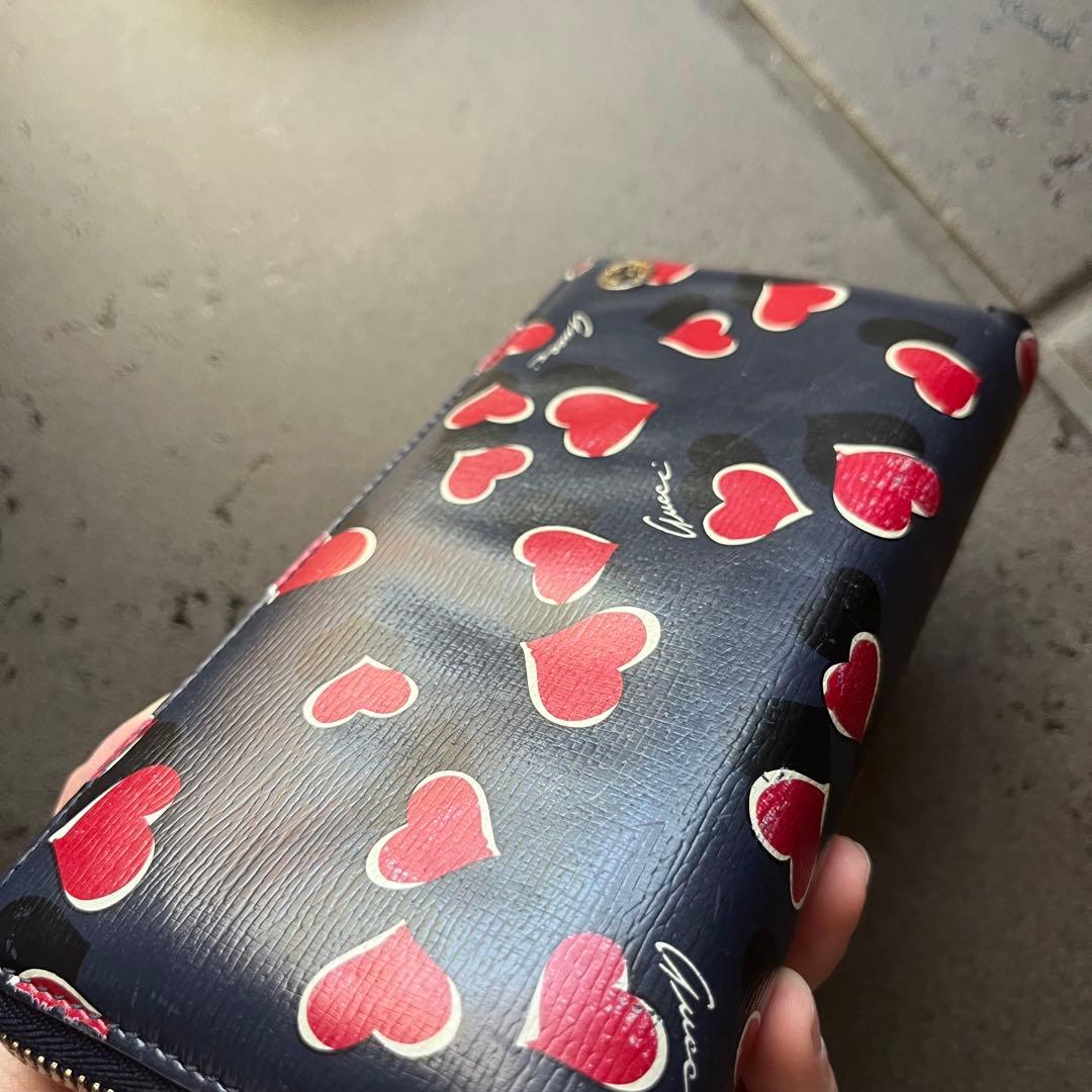 Gucci グッチ　長財布 ラウンド財布　ハート柄　バレンタインコレクション
