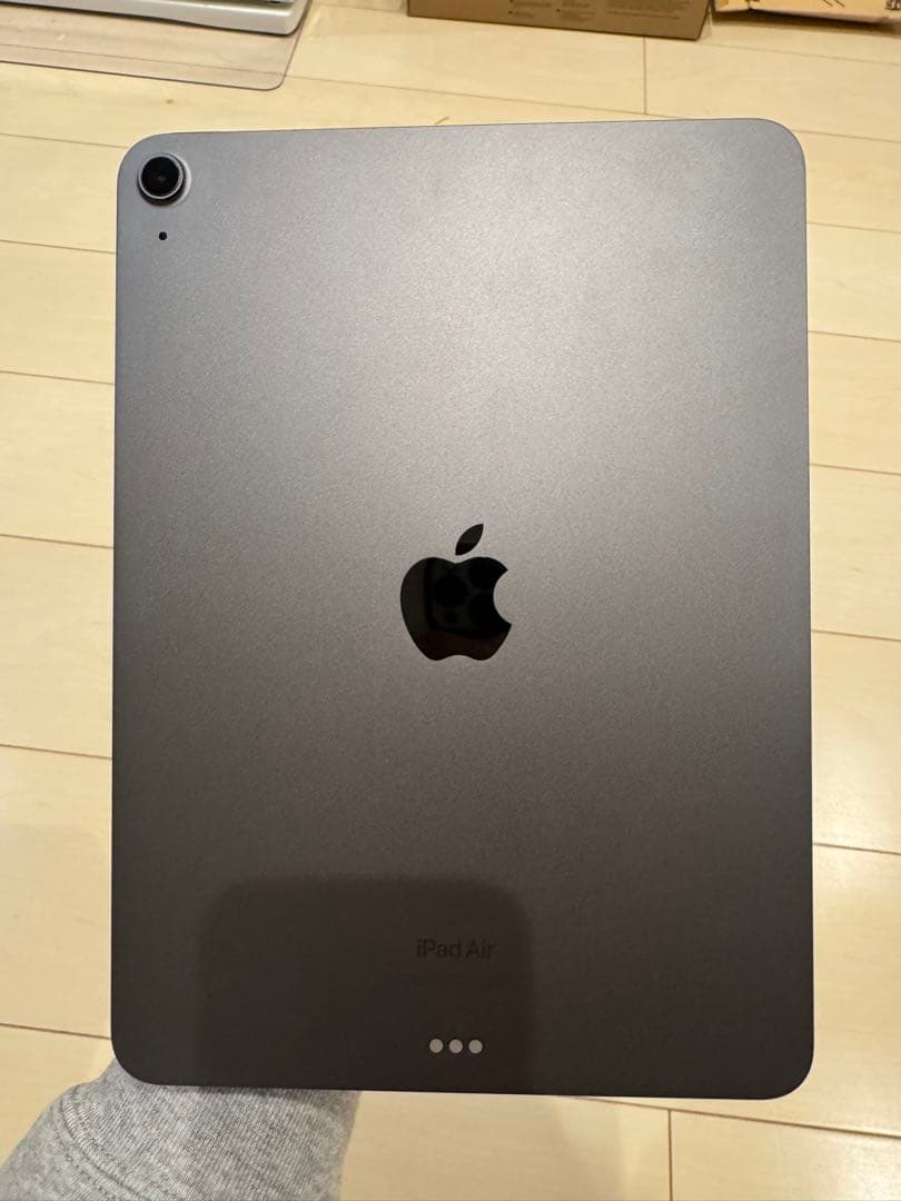 Apple iPad Air スペースグレー 本体　64gb