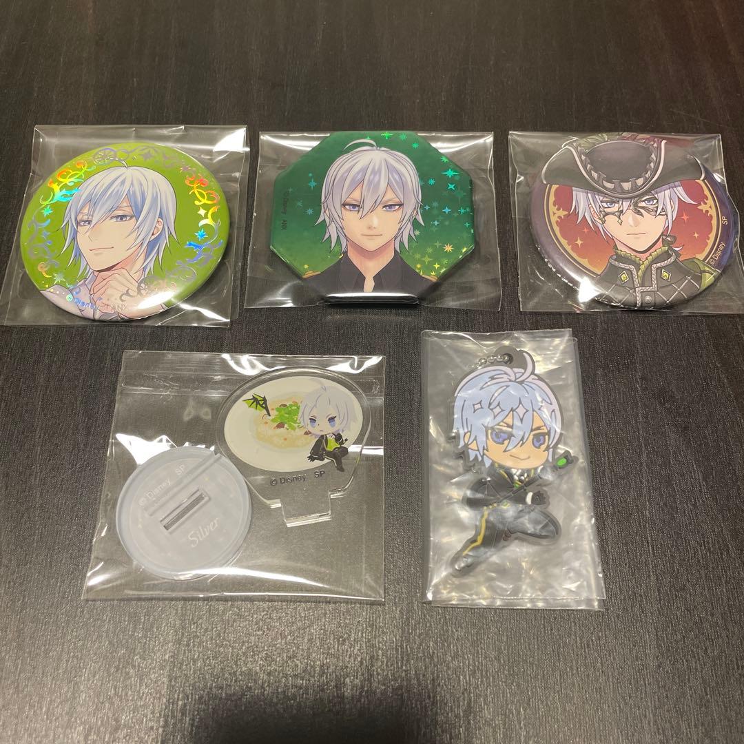 ツイステ展 オーロラカード プラチナ 制服 特典 ブレジュ シルバー18点