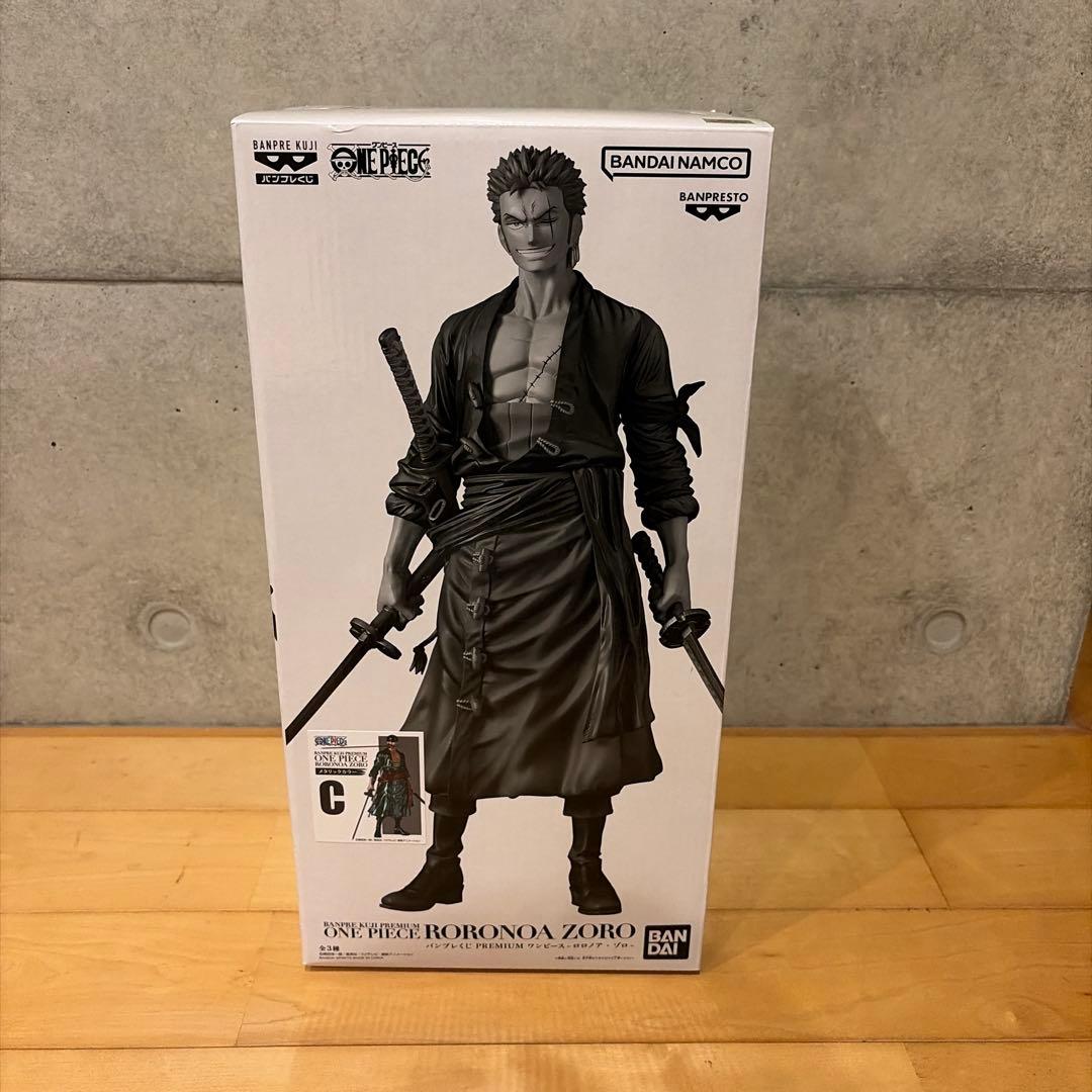 バンプレくじPREMIUM　ロロノアゾロ　C賞　メタリックカラー