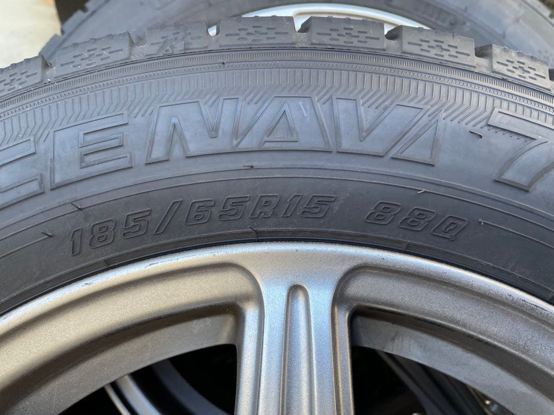 185/65R15 スタッドレスタイヤ4本セット！ ワンシーズン使用のみ！