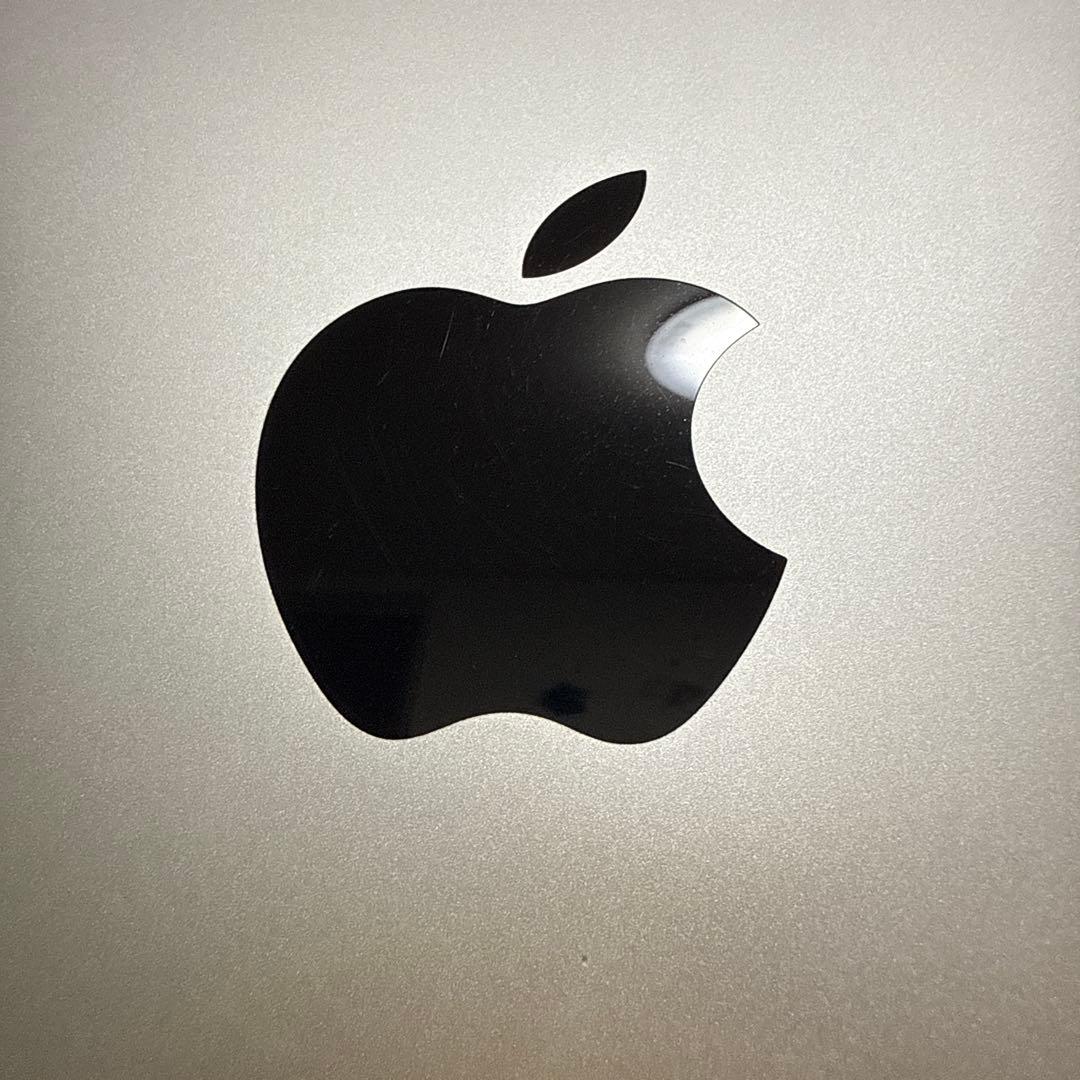 iMac 21.5インチ (Late 2015) 8GB 1TB