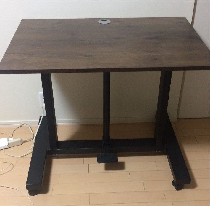 スタンディングデスク