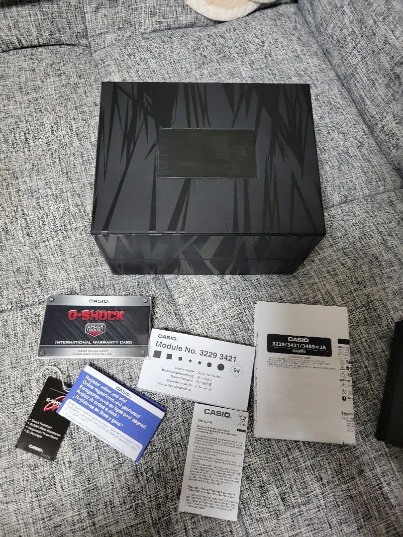 【限定】G-SHOCK DW-5600HDR THE HUNDREDS