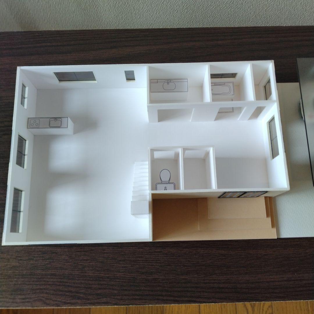 50分の1，2階建て内外模型No.91『希望の5月』