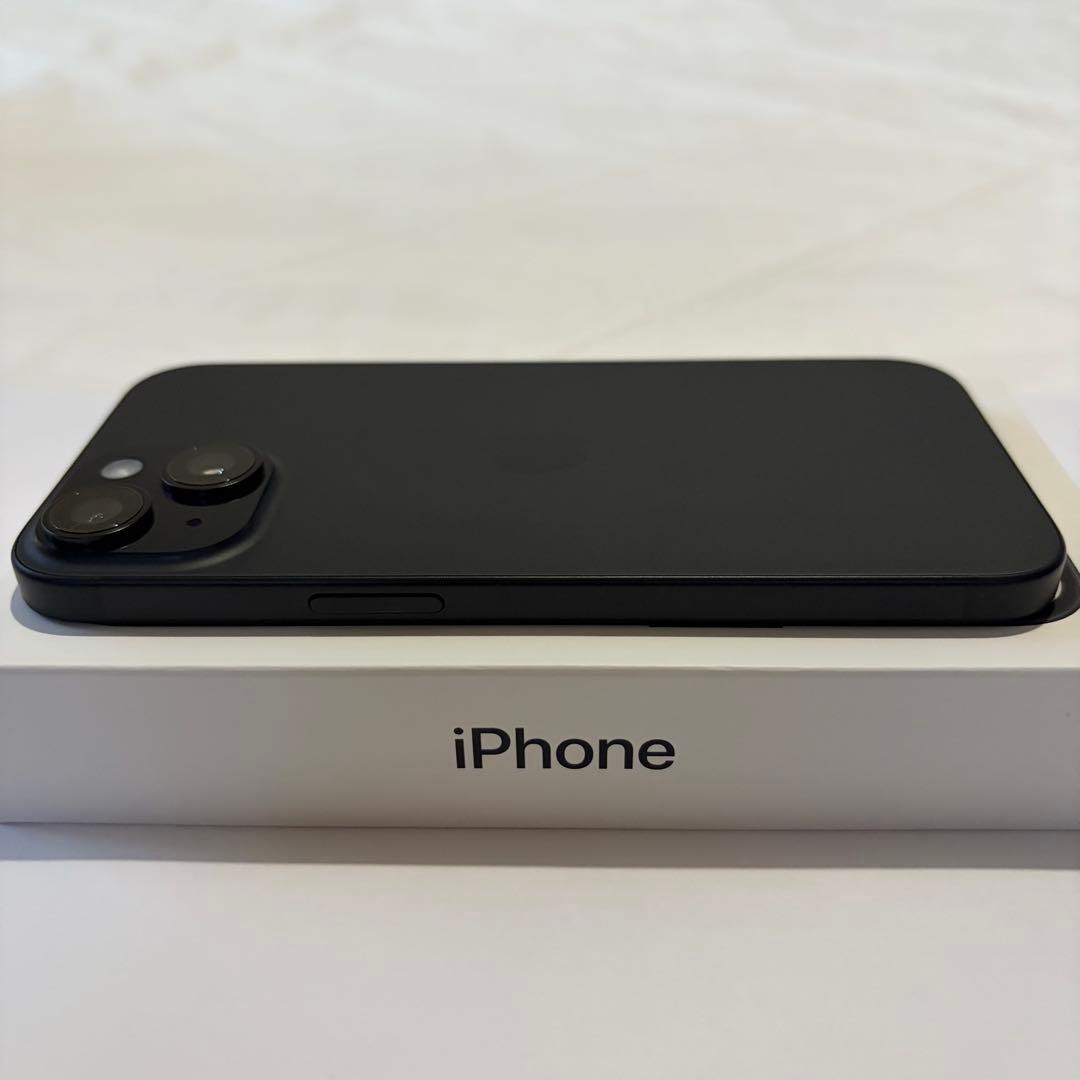 【美品】iPhone15 Apple 128GB ブラック 11ヶ月使用 94％