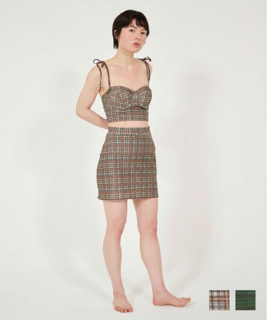 水着・ラッシュガード Non