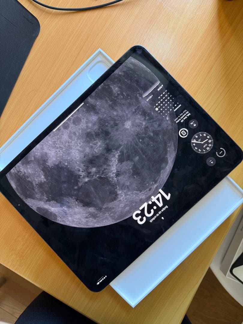 iPad Pro M4 13インチ スペースグレー 512GB WIFI+Cel