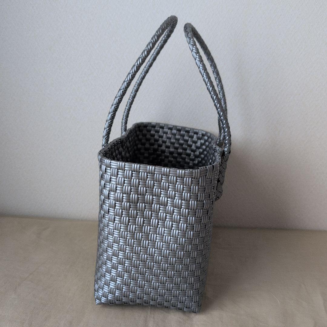 メケアリサ　ボストン　Мetallic Silver