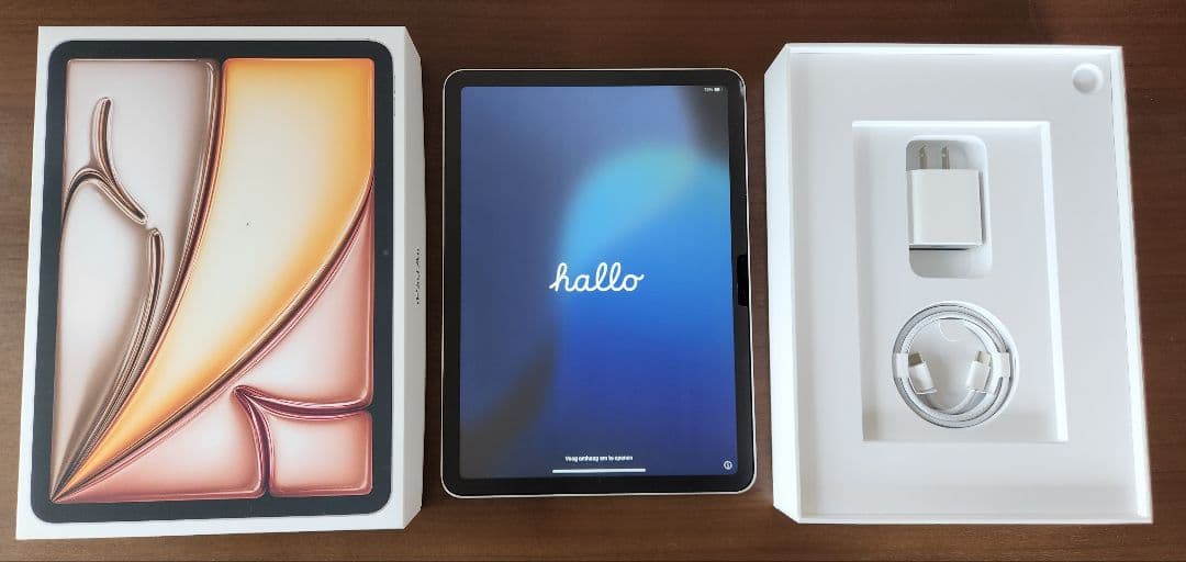 iPad Air (M2) 11インチ Wifi 128GB スターライト