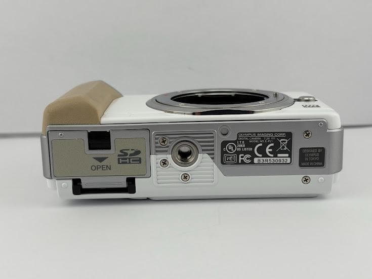 ★極上品★オリンパス PEN E-PL1 ボディ★バッテリー、充電器付★