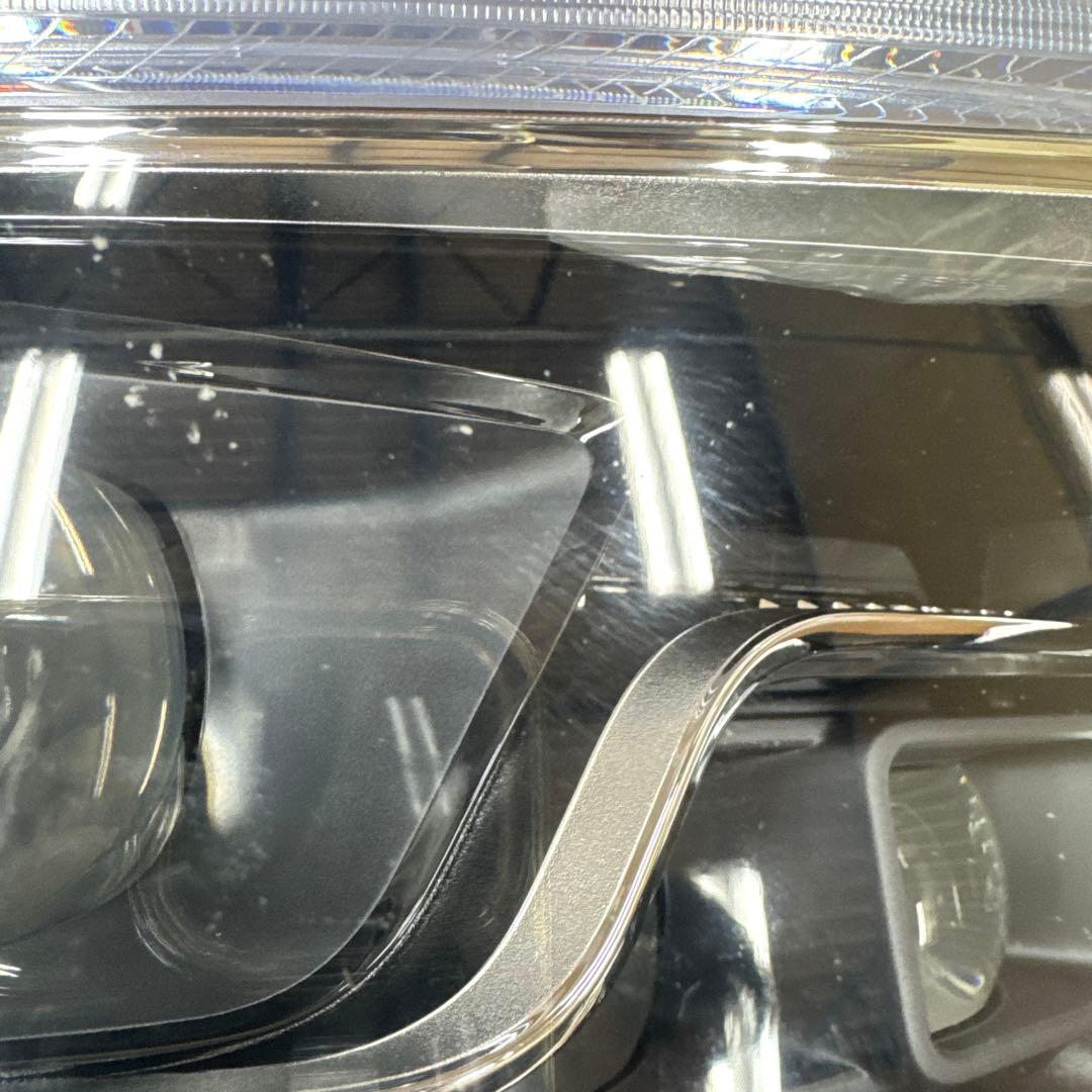 メルセデスAMG GLB35 右ヘッドライト