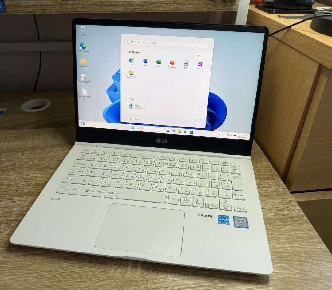 未使用品近い　超軽量　LG gram 13　16GB　Office付き