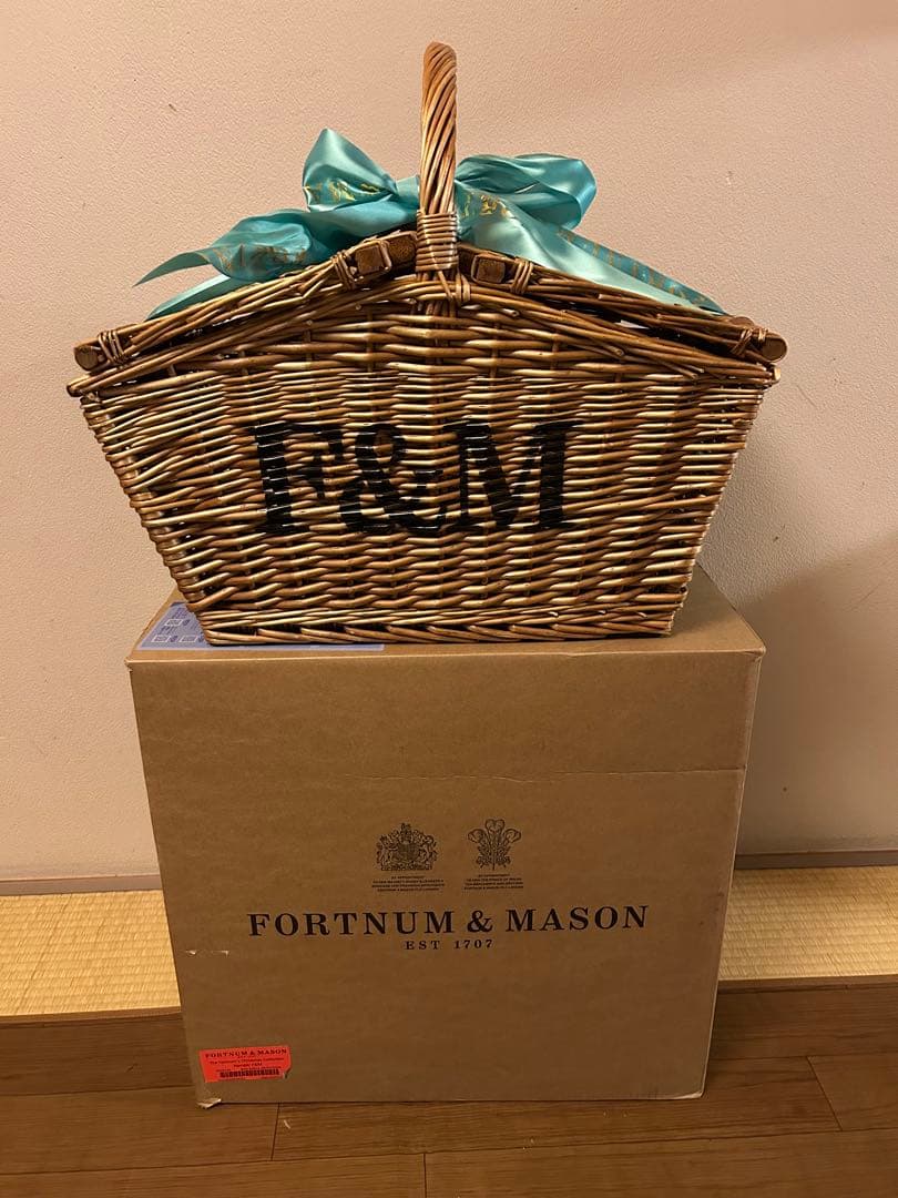 F&M フォートナム＆メイソン カゴ ラージサイズ　バックル付き