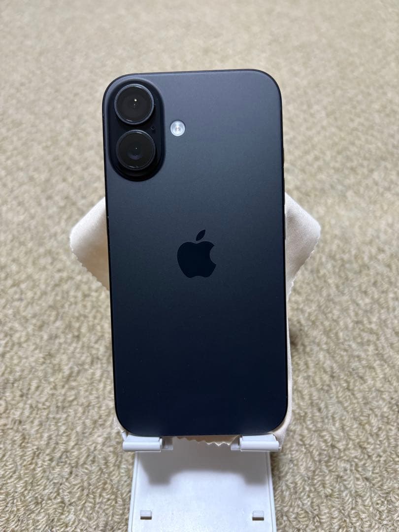 【美品】iPhone16 256GB ブラック【即発送】【箱有り】