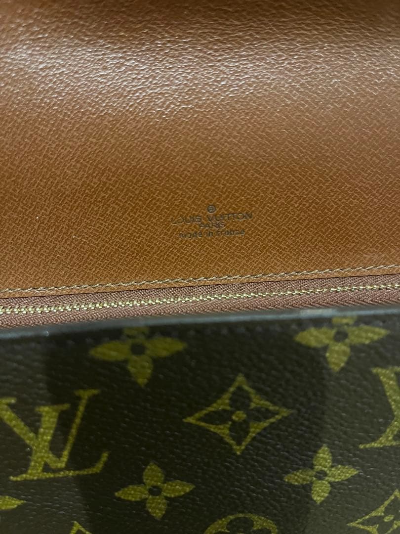 Louis Vuitton モノグラムクラッチバッグ