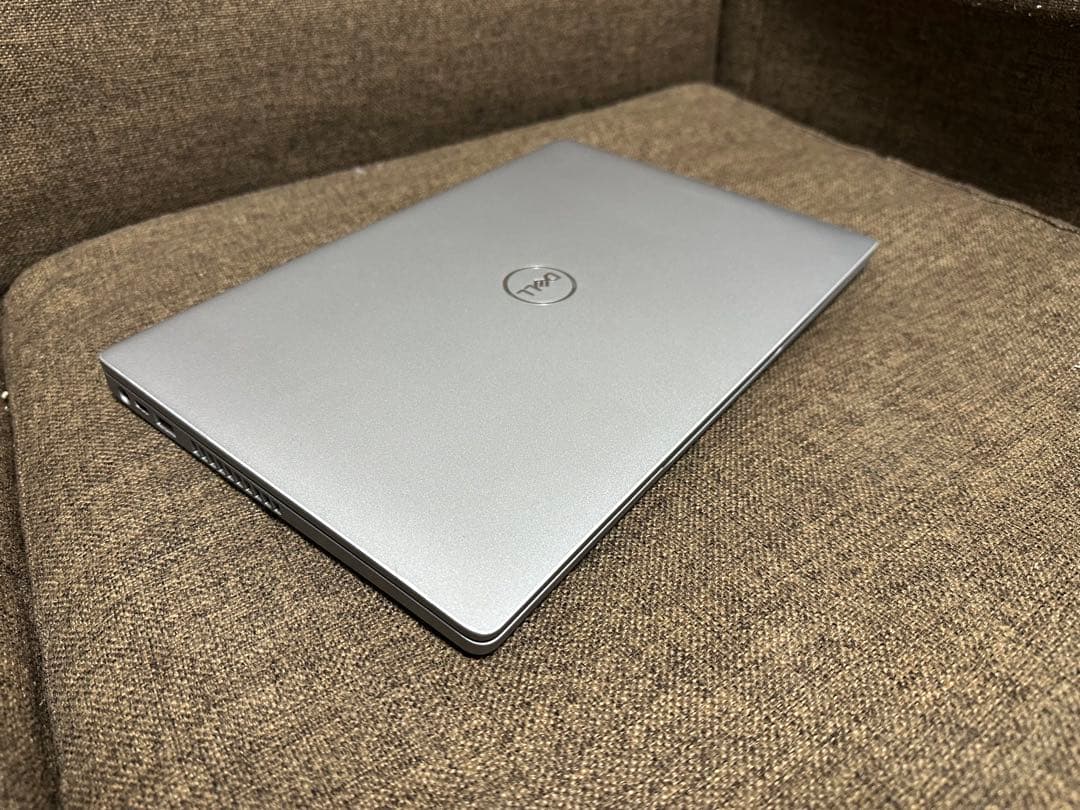 DELL ノートPC 15.6インチ　I5-10 世代　16GB オフィス付き