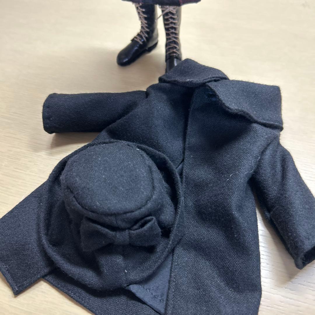 創作人形　rosycraft_doll 魔女風コートで