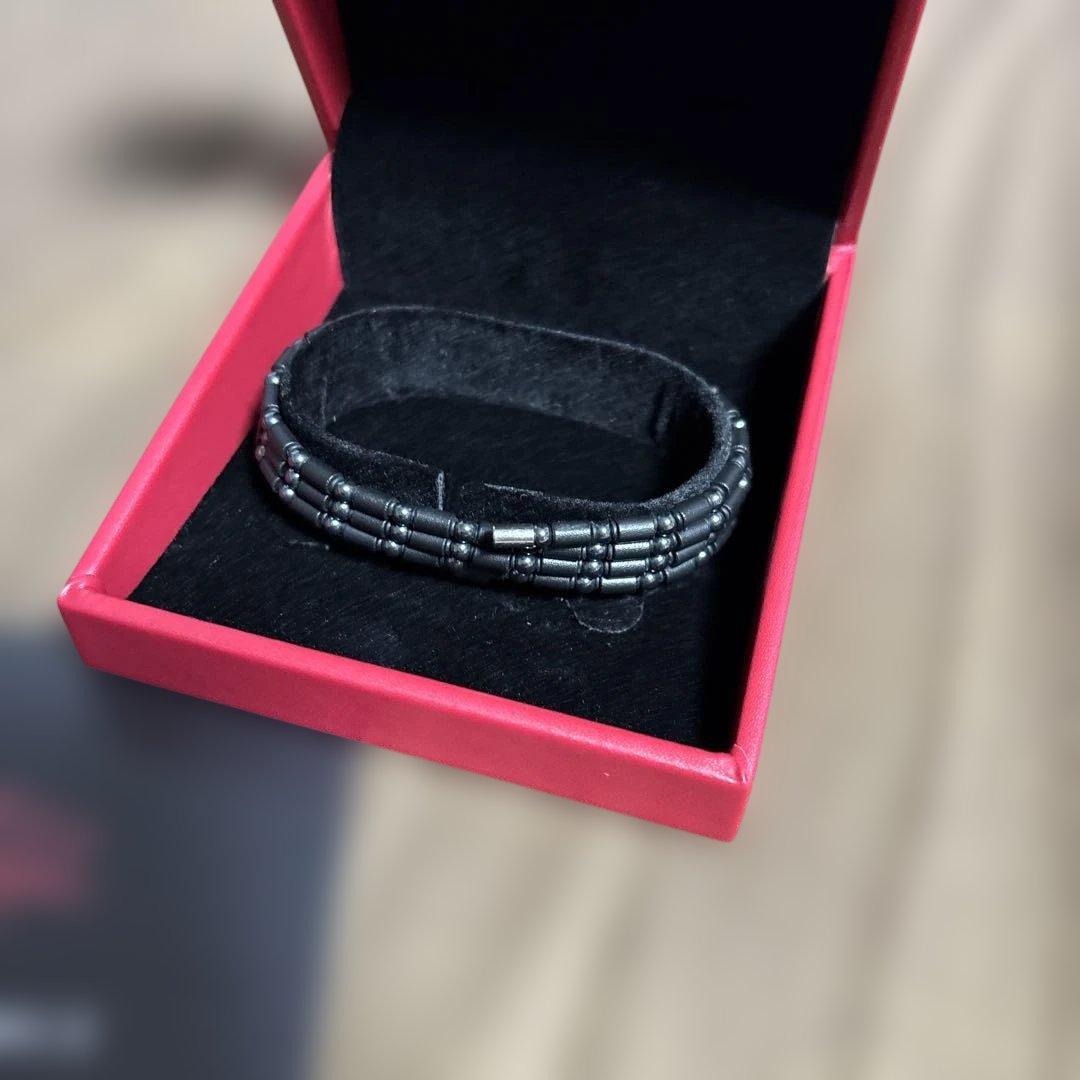 COREFORCE ブラックブレスレット 保証書付き