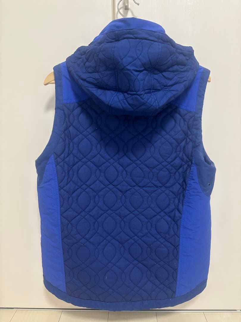 名作　White Mountaineering ベスト　フード格納