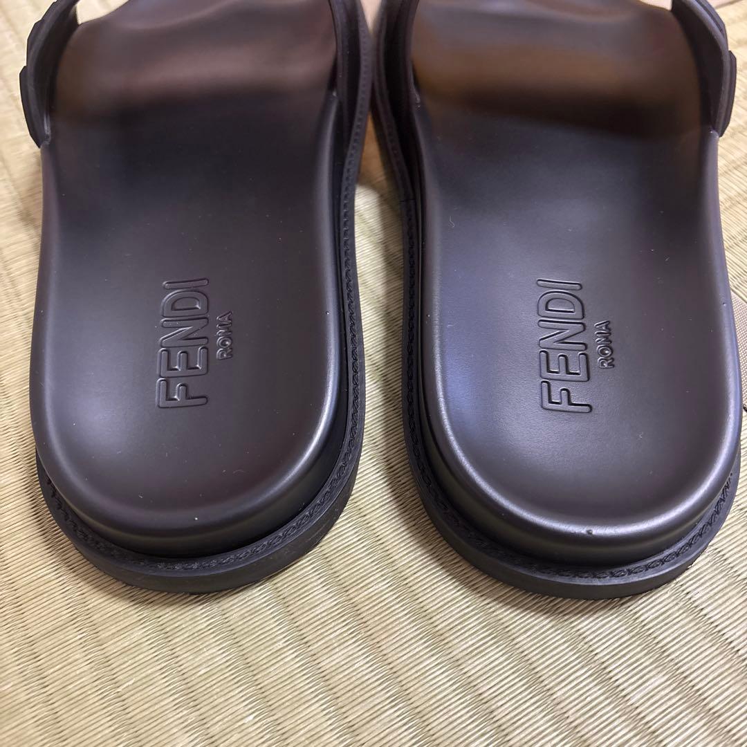 フェンディ　FENDI メンズ　サンダル