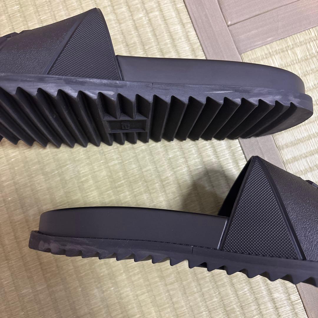 フェンディ　FENDI メンズ　サンダル