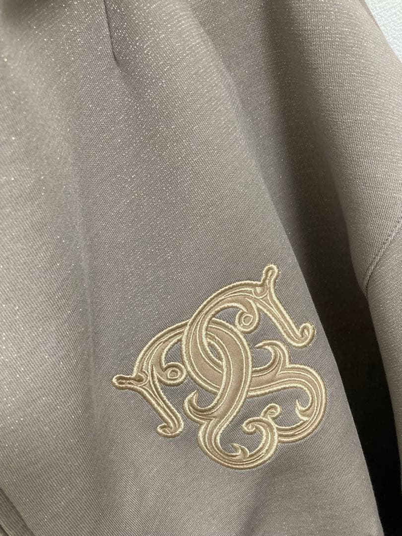 スナイデル ボリュームパーカー