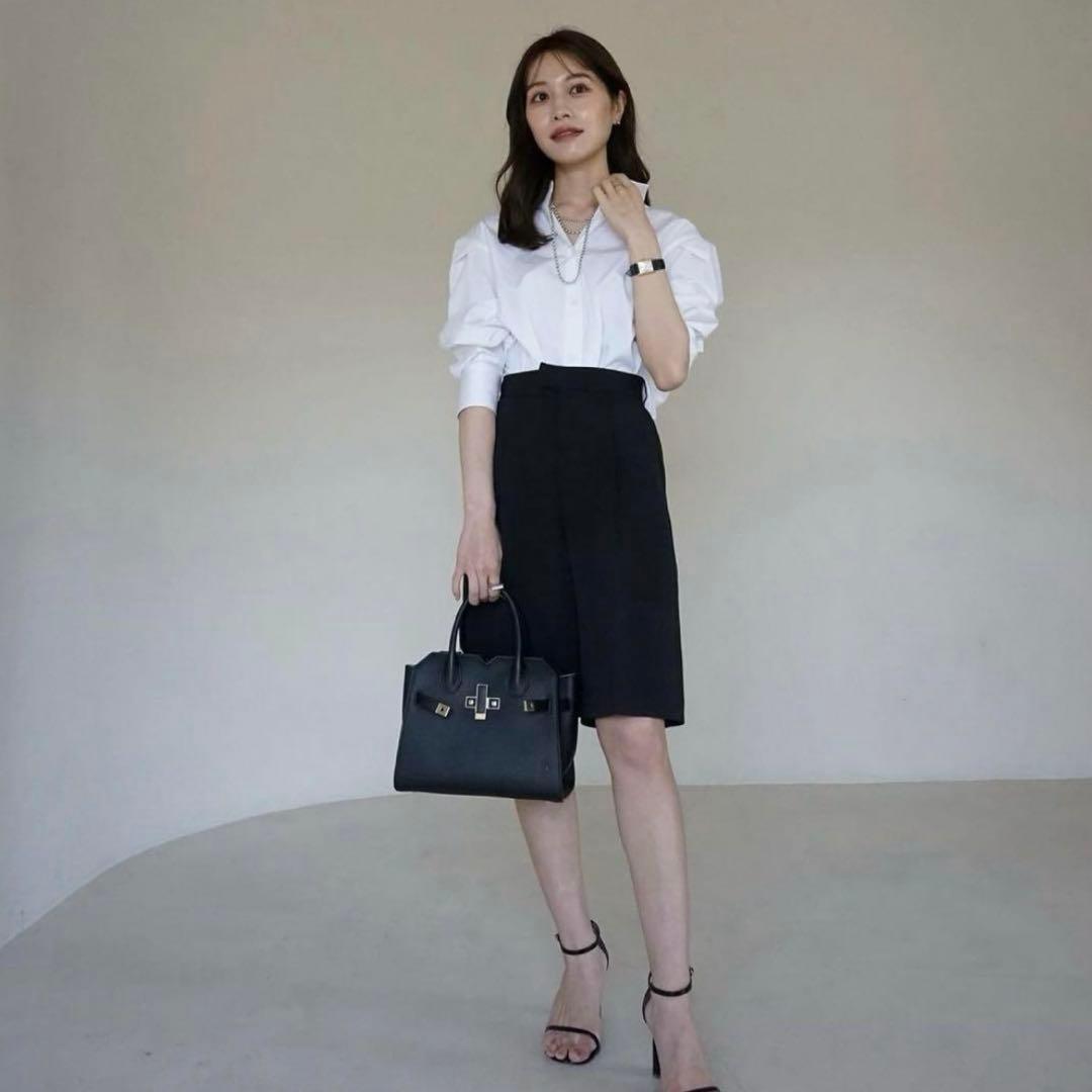 パンツ Front pin tuck Half pants