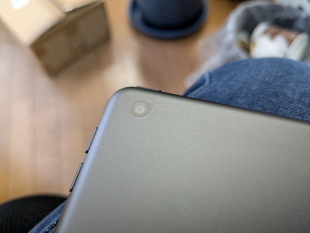 Apple iPad (第7世代) 32GB 傷あり