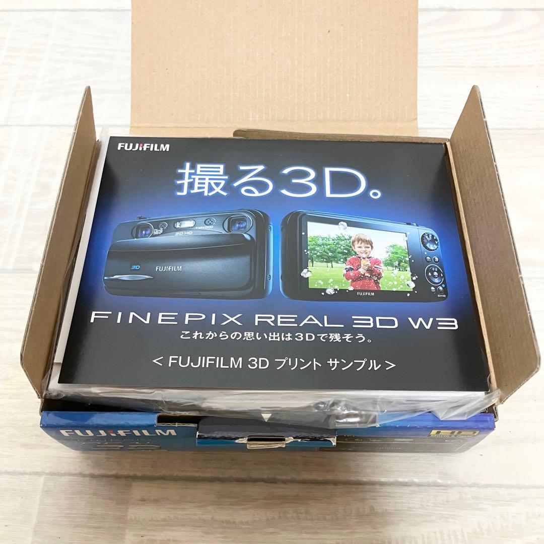 激レア　未使用級　富士フィルム　FINEPIX REAL 3D W3