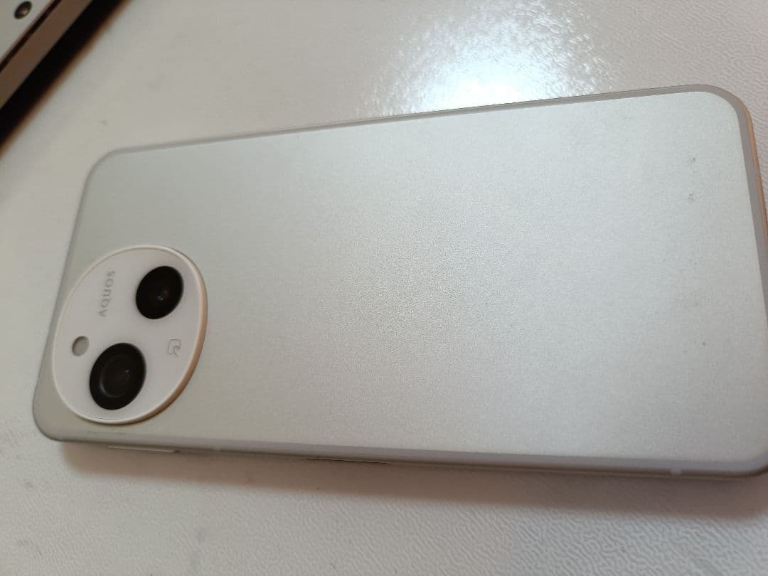 SHARP AQUOS sense9 (128GB)スマートフォン 本体