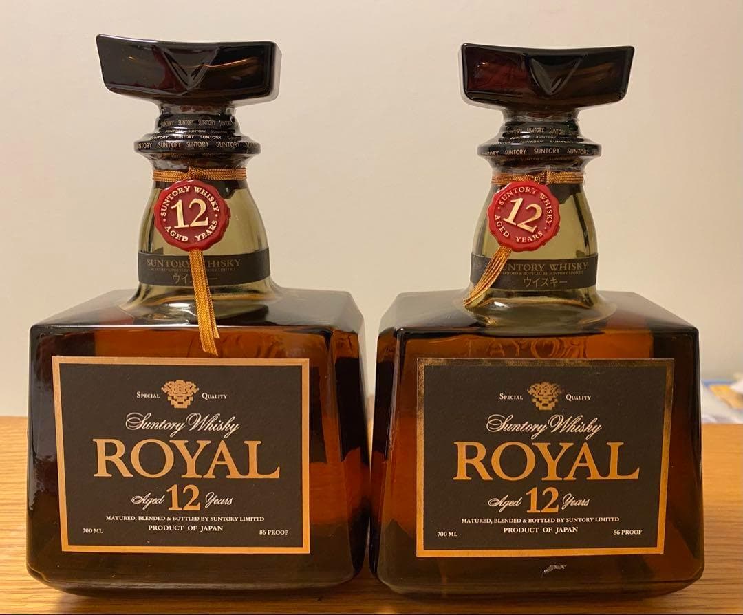 サントリーウイスキーローヤル12年ウイスキー 2本セット