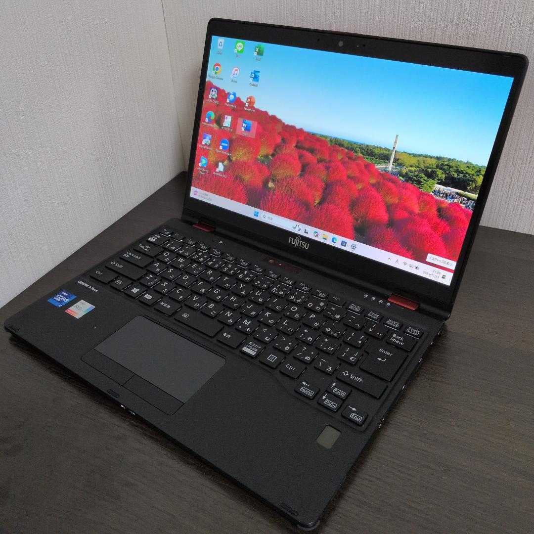 【第１１世代Corei7：モバイル】富士通／U9311XF／16GB／256GB