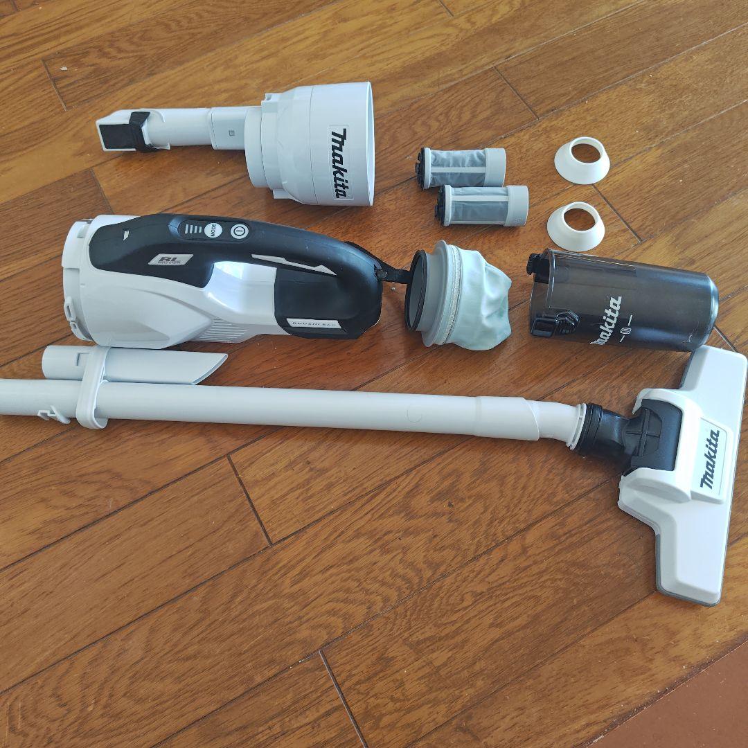 マキタ 充電式クリーナー CL286FD 替フィルター付き 本体のみ