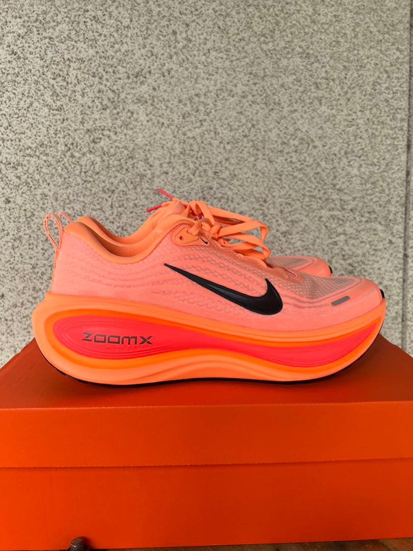 ナイキ NIKE ズームXボメロプラス　オレンジ