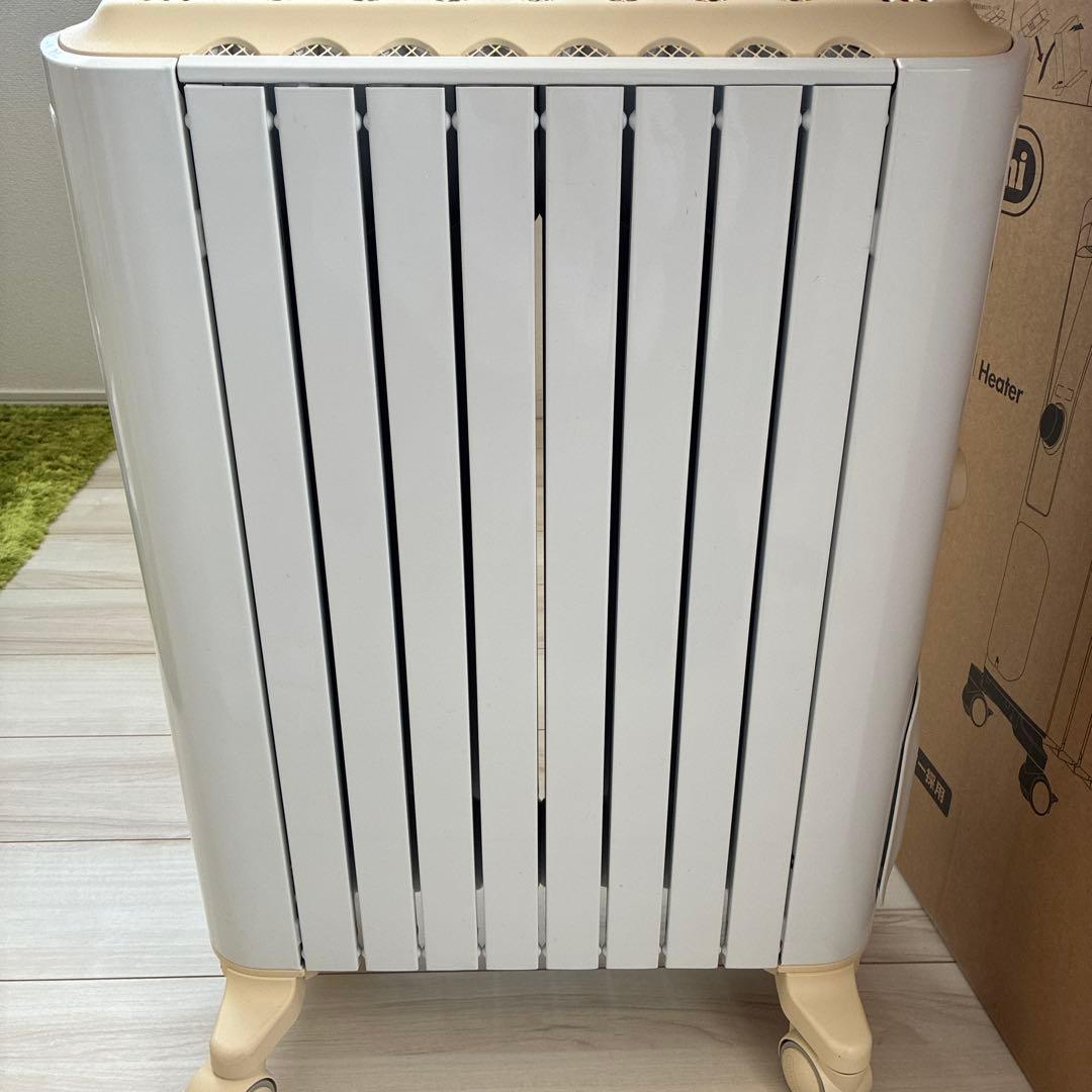 DeLonghi デロンギ ベルカルド　オイルヒーター デジタル表示