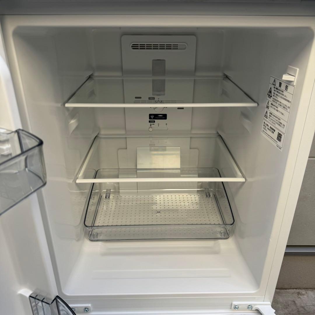 198⭐️2022年製美品★シャープ　冷蔵庫　右、左開き　ガラス扉　一人暮らし