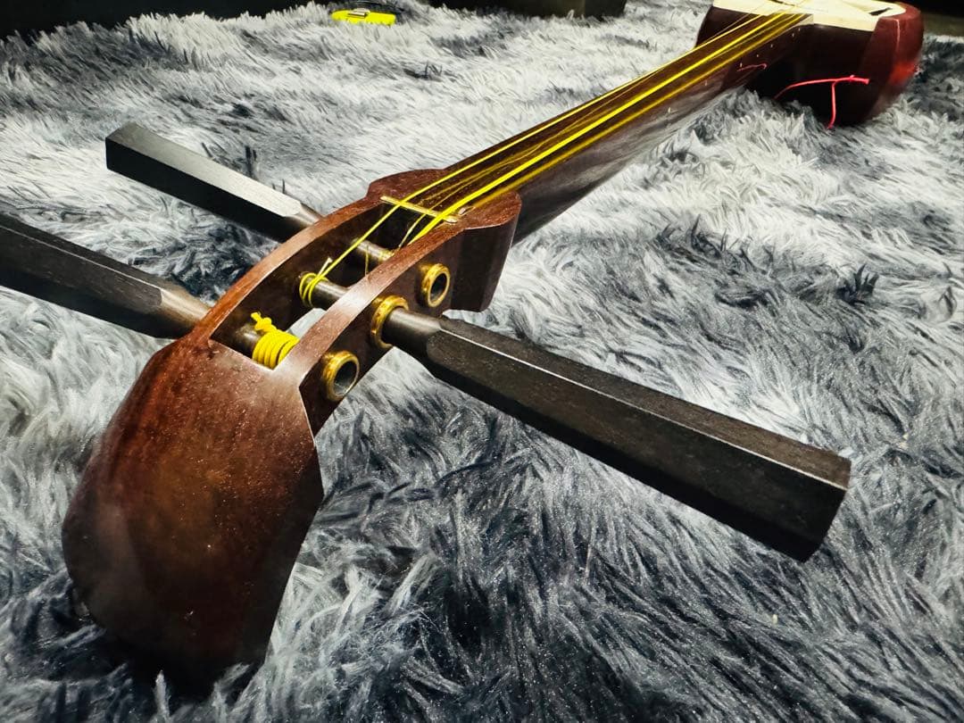 ★津軽三味線 太棹 黒檀糸巻 東さがり 紅木 津軽 民謡 稽古用
