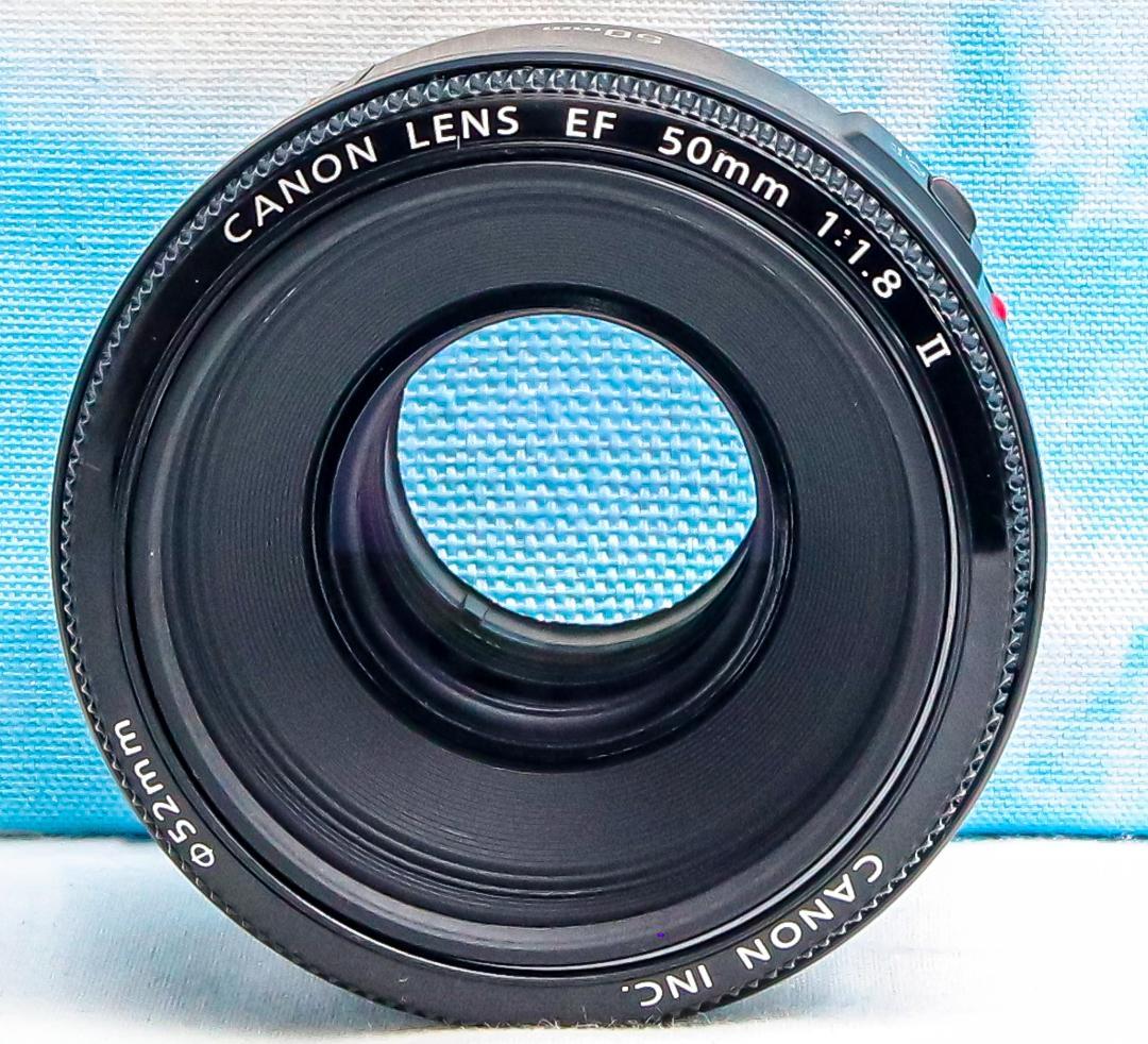 Canon EF 50mm F1.8 II ⭐️人気単焦点レンズ⭐️