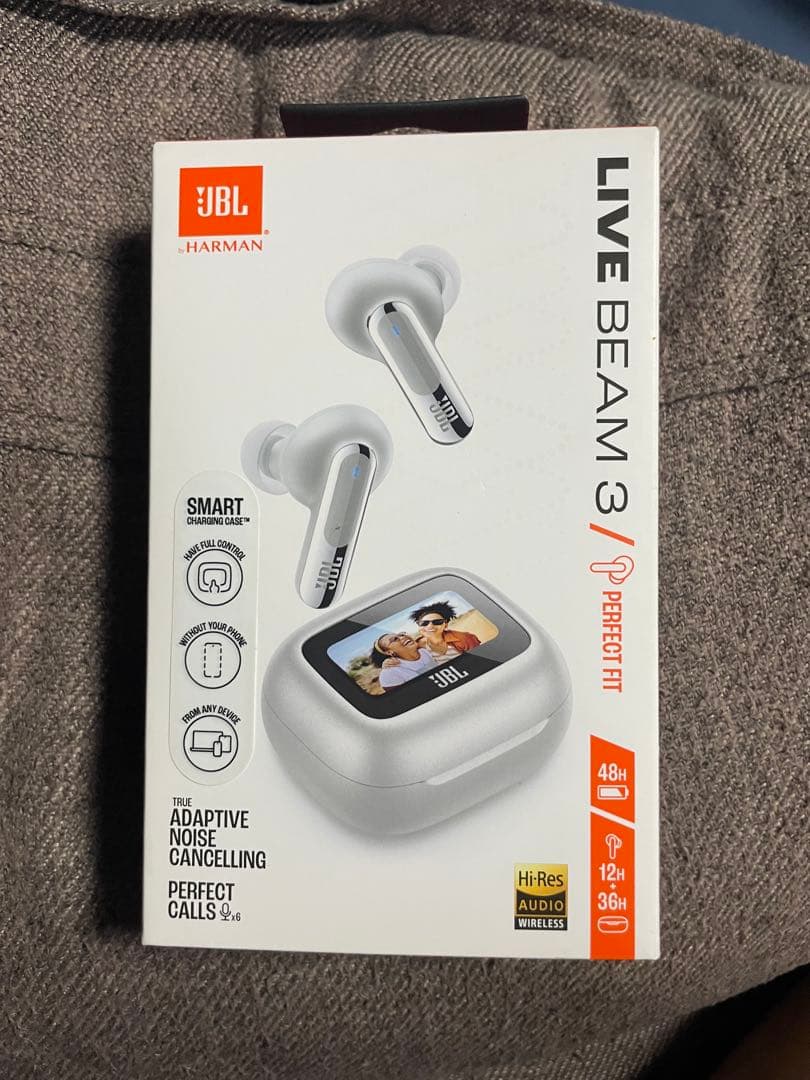 JBL LIVE BEAM 3 イヤホン　シルバー