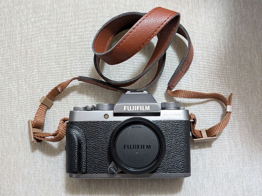 ハ*ン様 【最終値下】FUJIFILM X-T100 ボディ（ダークシルバー）ス