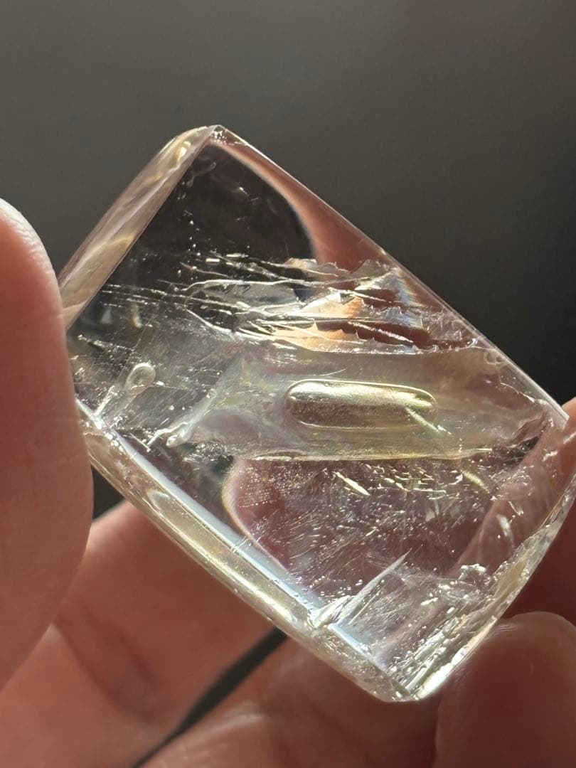 レア　大きめ水入り水晶　マイカ流砂　28g エレスチャル　レインボーありよく動く