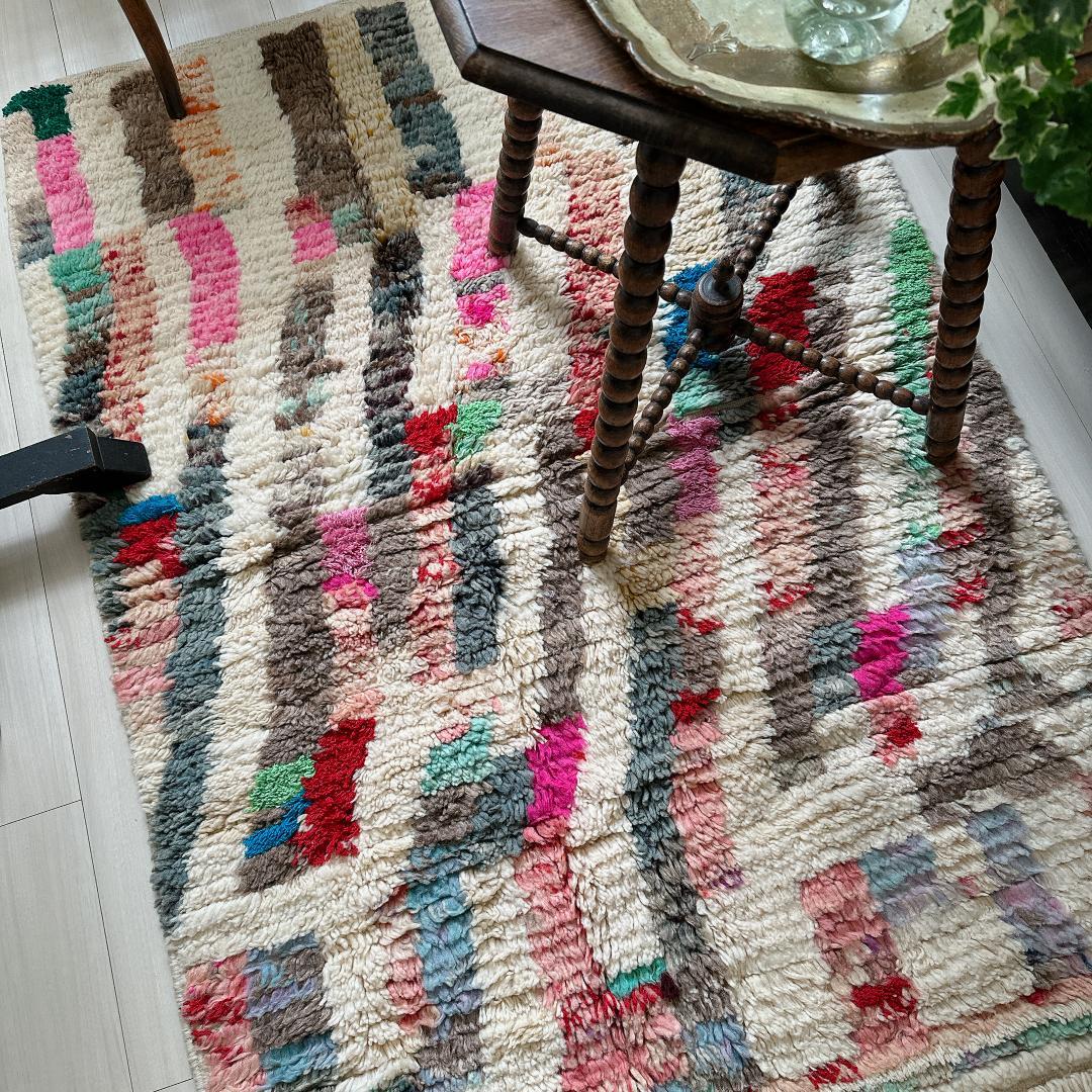 モロッコ製ヴィンテージラグ143 レア マゼンタピンク ミントグリーン ブルー