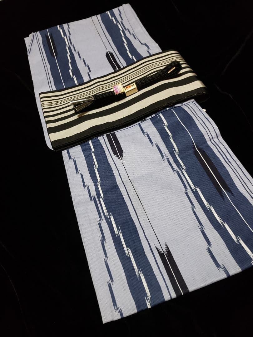 特別お値下げ■粋，変わり織り大人浴衣，リバーシブル半幅帯，特別帯留め４点セット