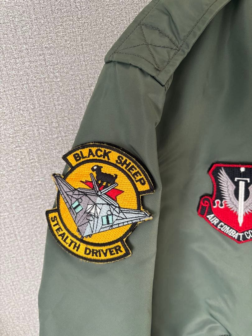 AVIREX l-2b ミリタリージャケット　M