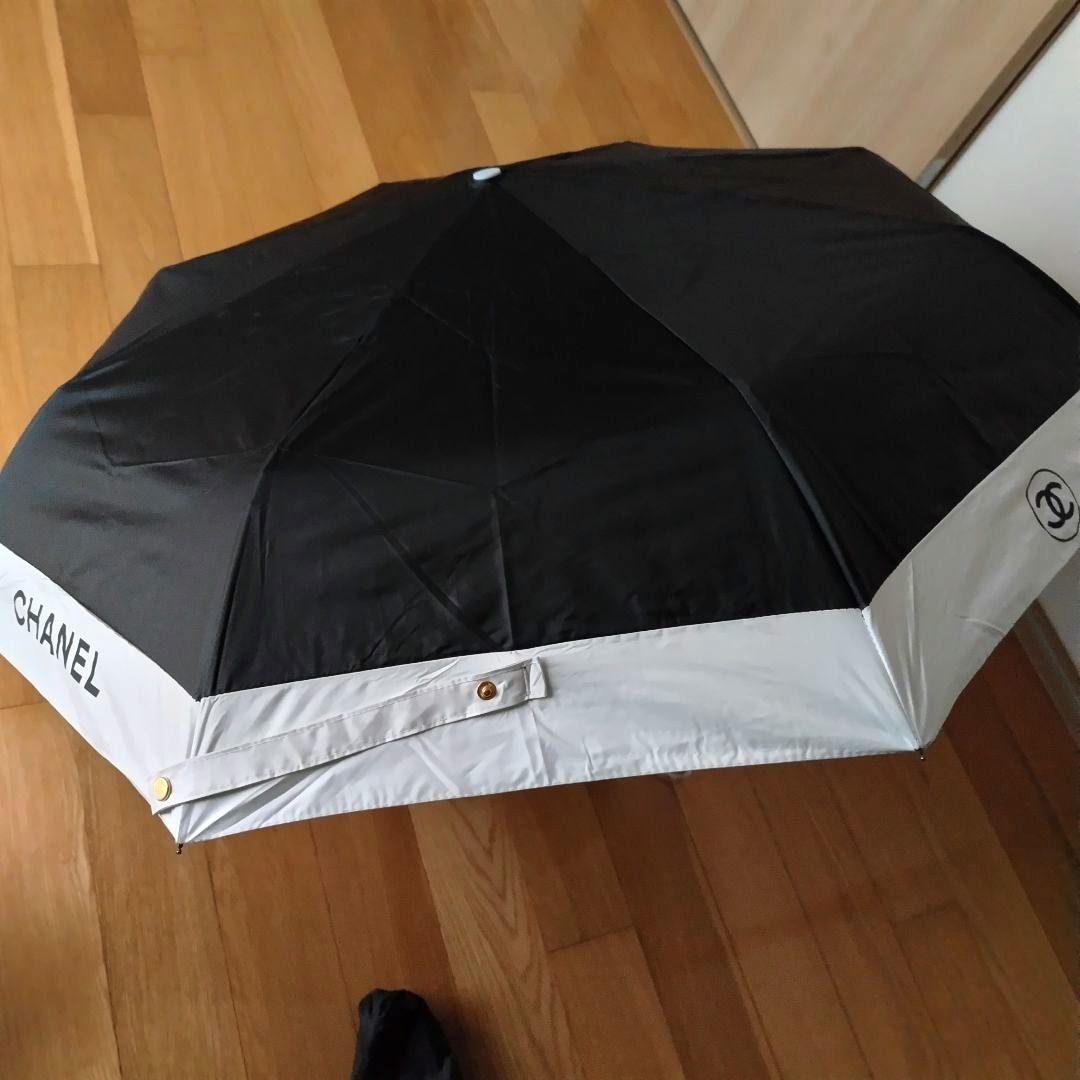 CHANEL シャネル 折りたたみ傘 ブラック ホワイト バイカラー
