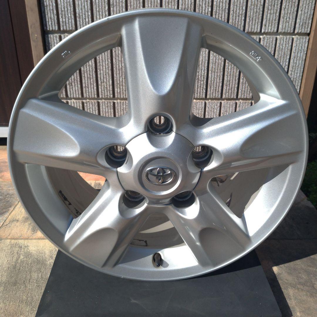 ②ランクル 200 アルミホイール 18インチ トヨタ純正
