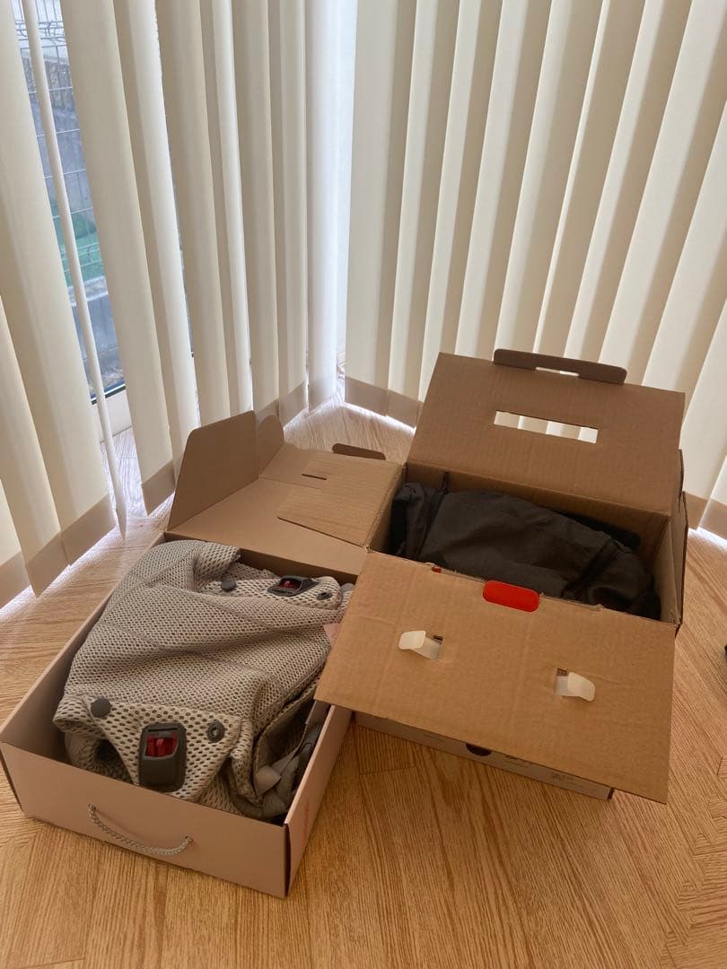 ミアミリー　ベビービョルンハーモニー抱っこ紐