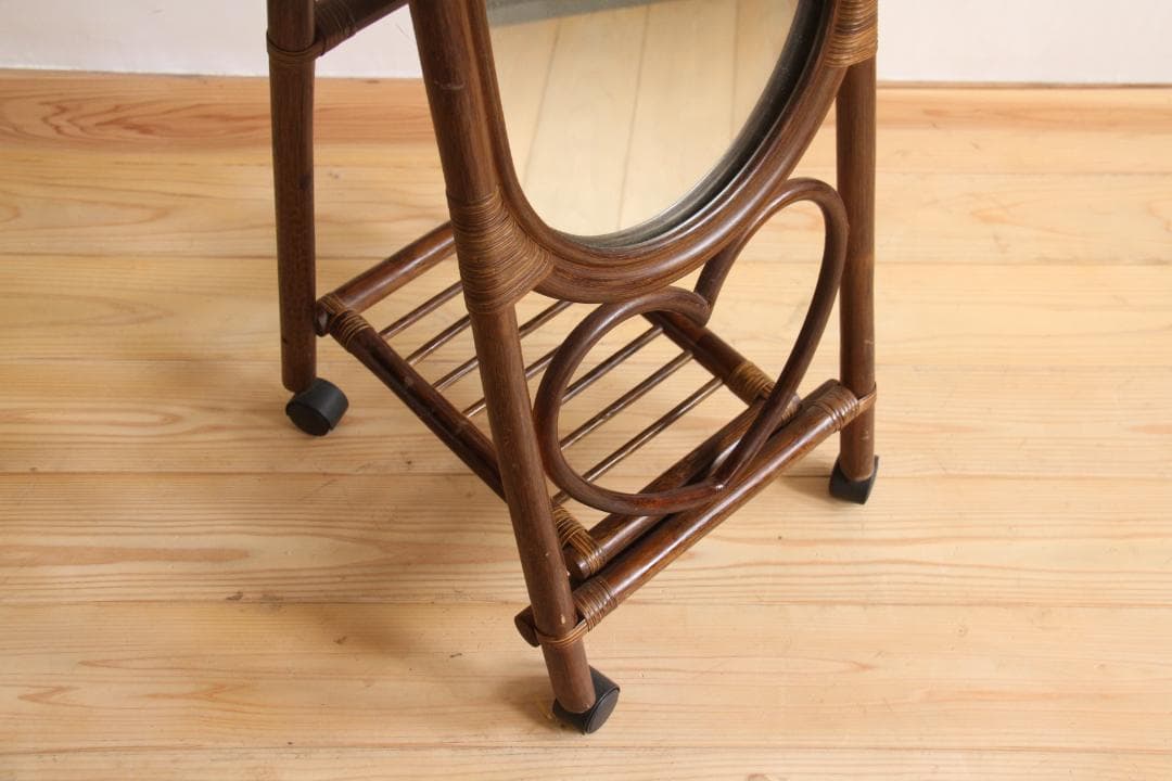 全身鏡　姿見　スタンドミラー　鏡　ラタン　籐製　ハート　レトロ家具　ビンテージ